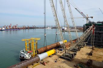 江苏滨海海上风电4套桩基制造运输项目